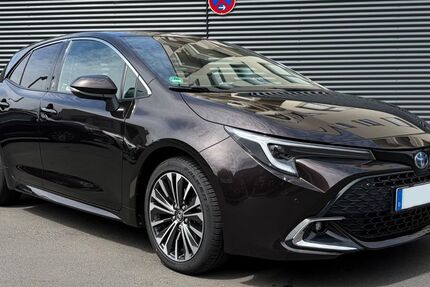 Toyota Corolla 56.452 km 22.490 &euro; Bergisch Gladbach 51426