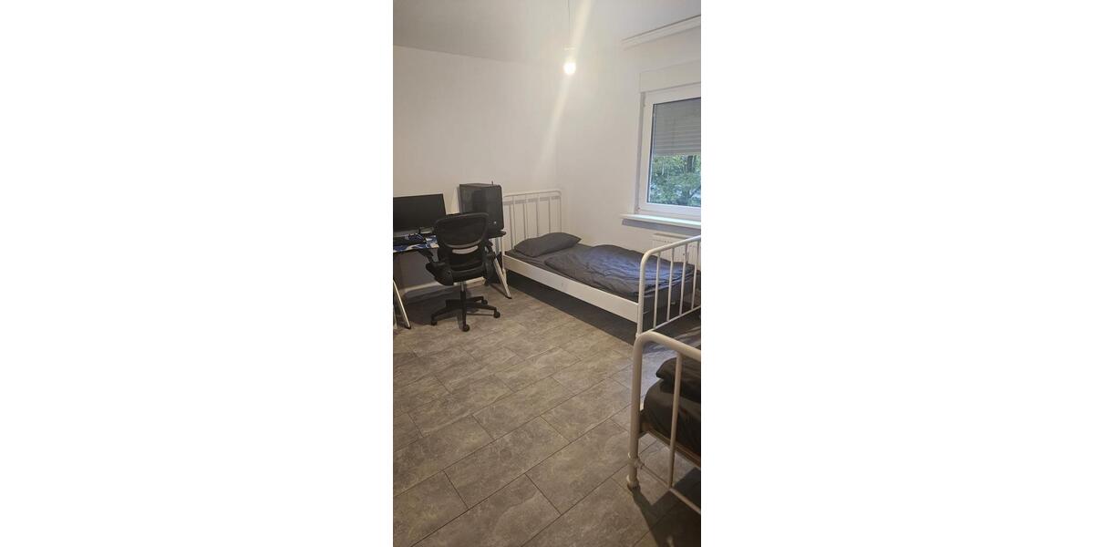 Etagenwohnung Erkrath - 4 Zimmer, 101 m&sup2;, 350.000&euro; | Angebot:27257828