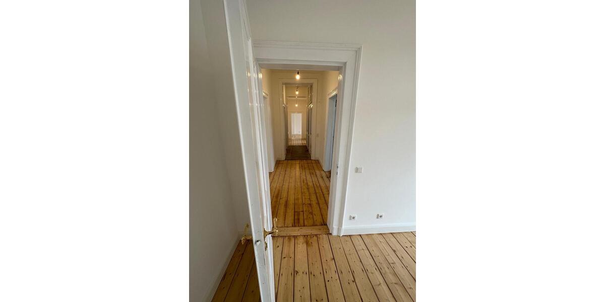 Etagenwohnung Wuppertal Brill - 5 Zimmer, 135 m&sup2;, 1.450&euro; | Angebot:26412934