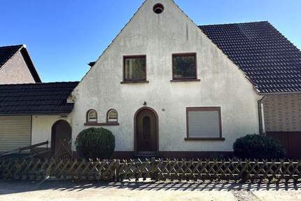 Zweifamilienhaus mit tollen Grundstück in ländlicher Lage von Halver 6 zimmer