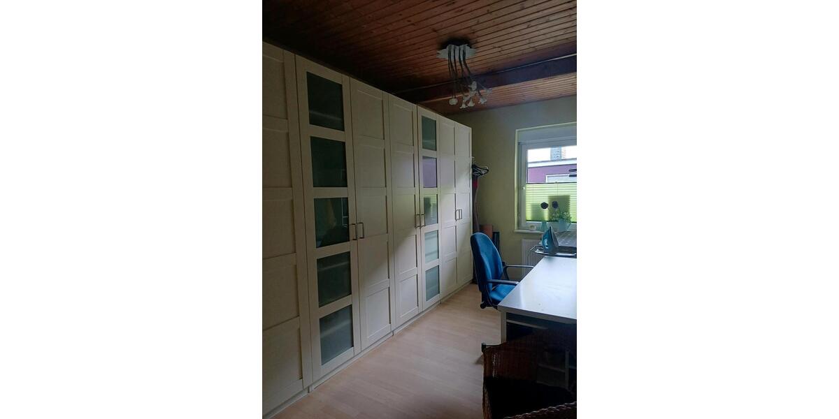 Mehrfamilienhaus, Wohnhaus Radevormwald - 9 Zimmer, 317 m&sup2;, 349.000&euro; | Angebot:24740260