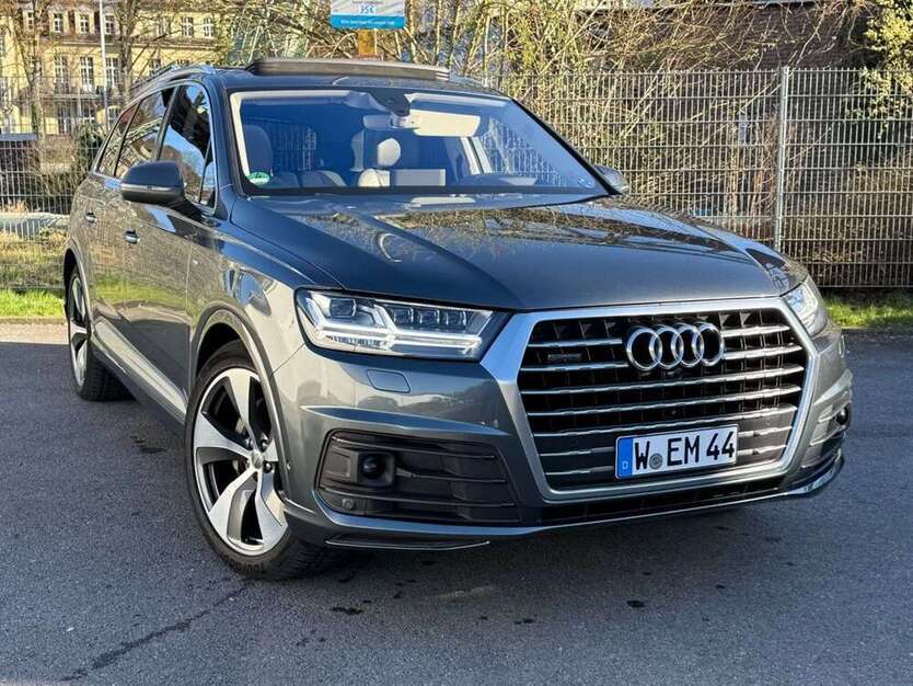 Q7