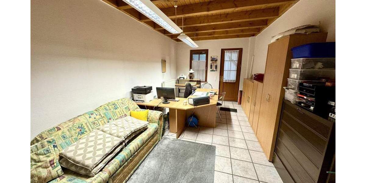 Mehrfamilienhaus, Wohnhaus Leverkusen Quettingen - 6 Zimmer, 191 m&sup2;, 599.000&euro; | Angebot:25844867