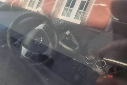 Toyota Verso 180.000 km 6.200 &euro; Nippes (Köln) 50733