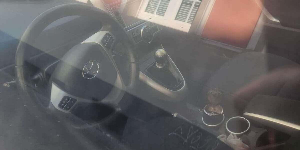 Toyota Verso 180.000 km 6.200 &euro; Nippes (Köln) 50733