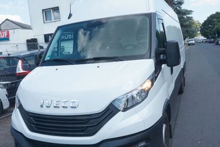 IVECO Andere 131.000 km 25.900 &euro; Köln 51143