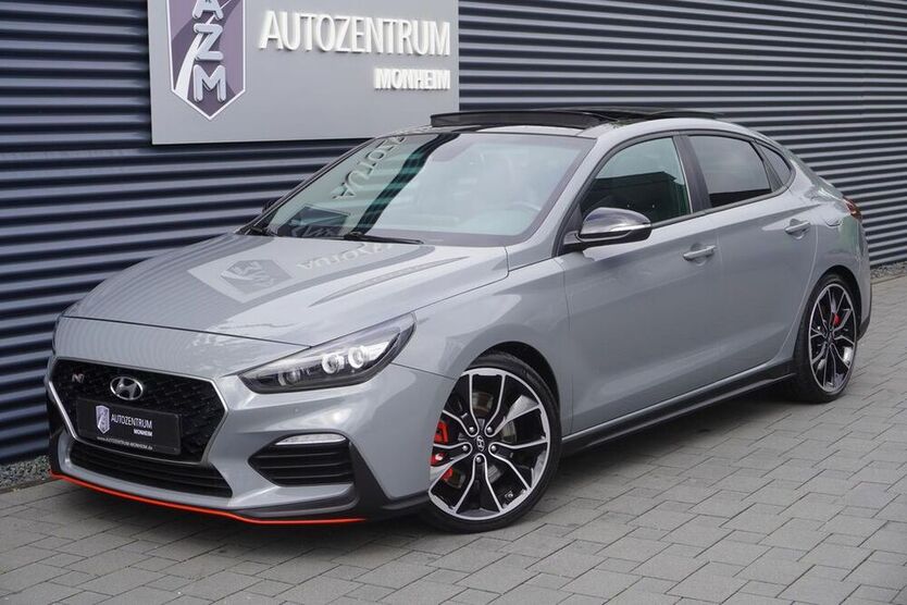 i30