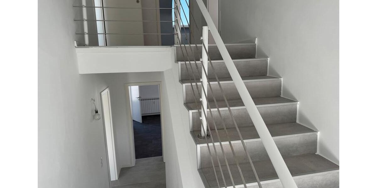 Maisonettenwohnung Leverkusen Schlebusch - 6 Zimmer, 140 m&sup2;, 2.000&euro; | Angebot:25840817