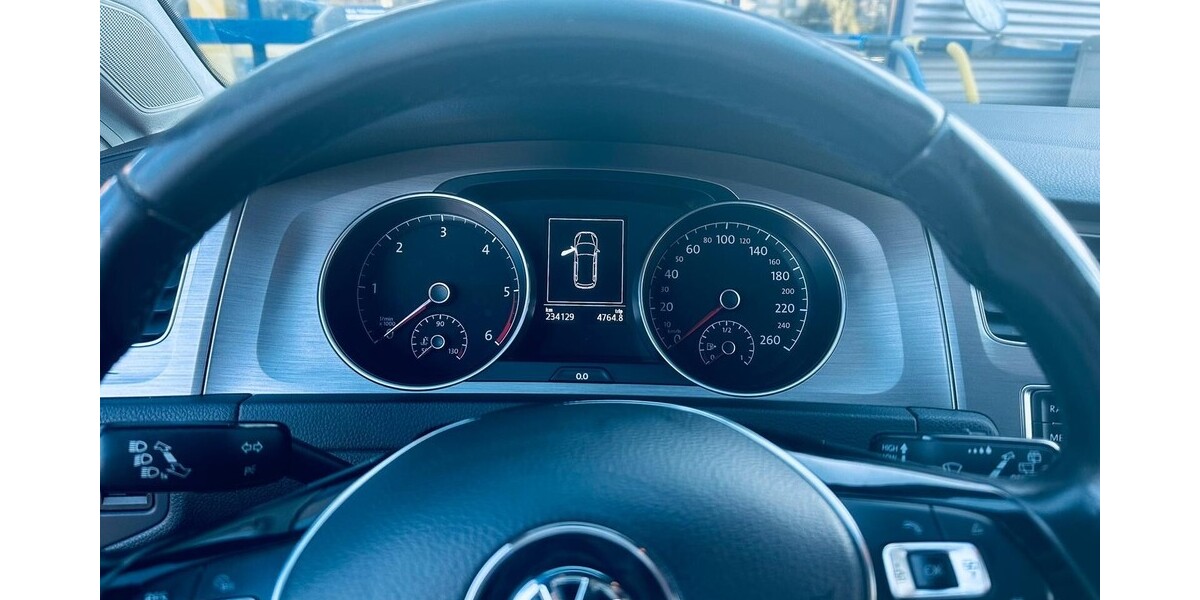 VW Golf R Variant 238.000 km 9.000 € Köln 50667