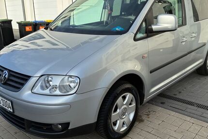 VW Caddy 88.245 km 7.890 &euro; Remscheid 42855