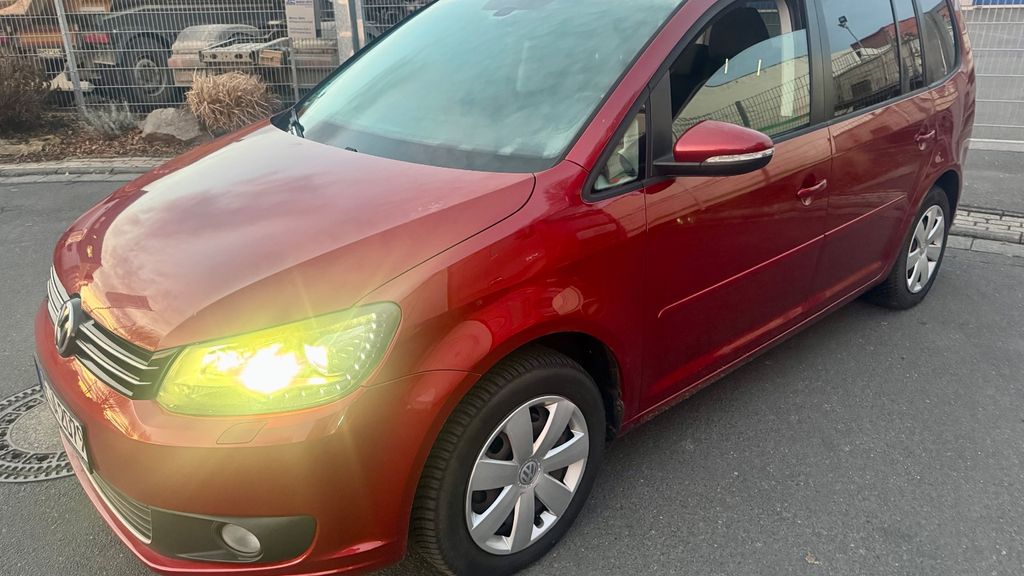 VW Touran 149.999 km 6.449 &euro; Dormagen 41540