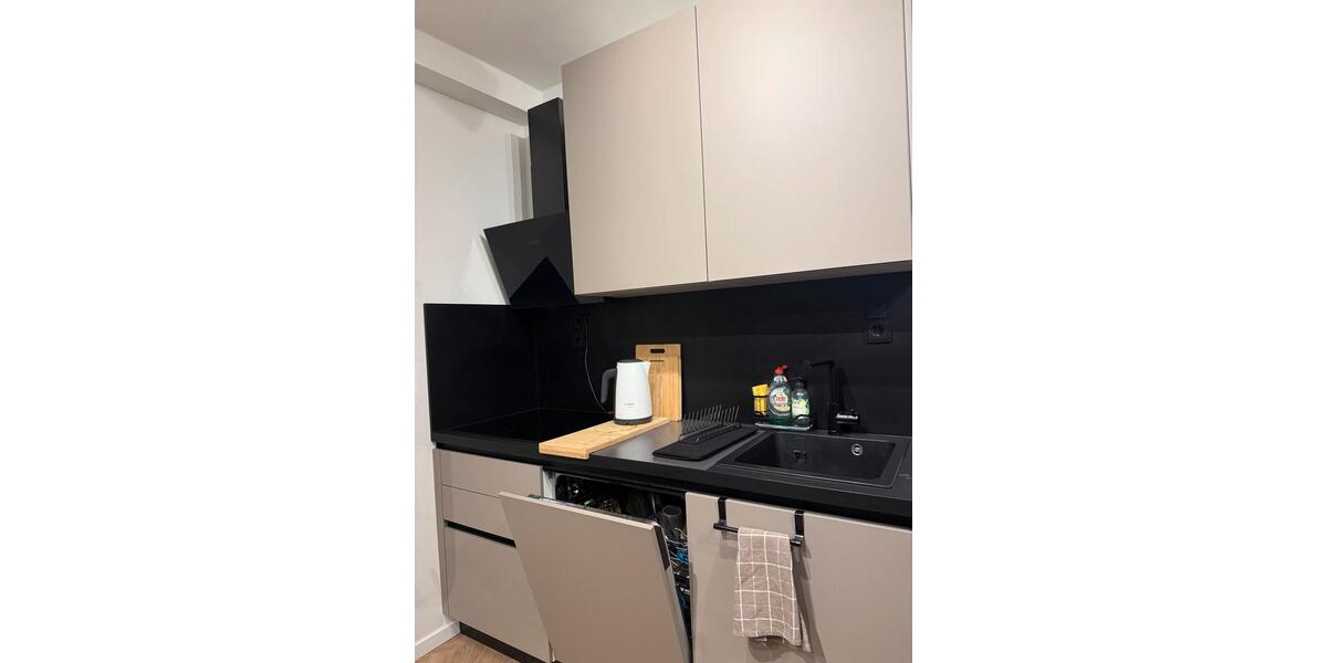 Etagenwohnung Düsseldorf Pempelfort - 2 Zimmer, 48 m&sup2;, 1.600&euro; | Angebot:24690390