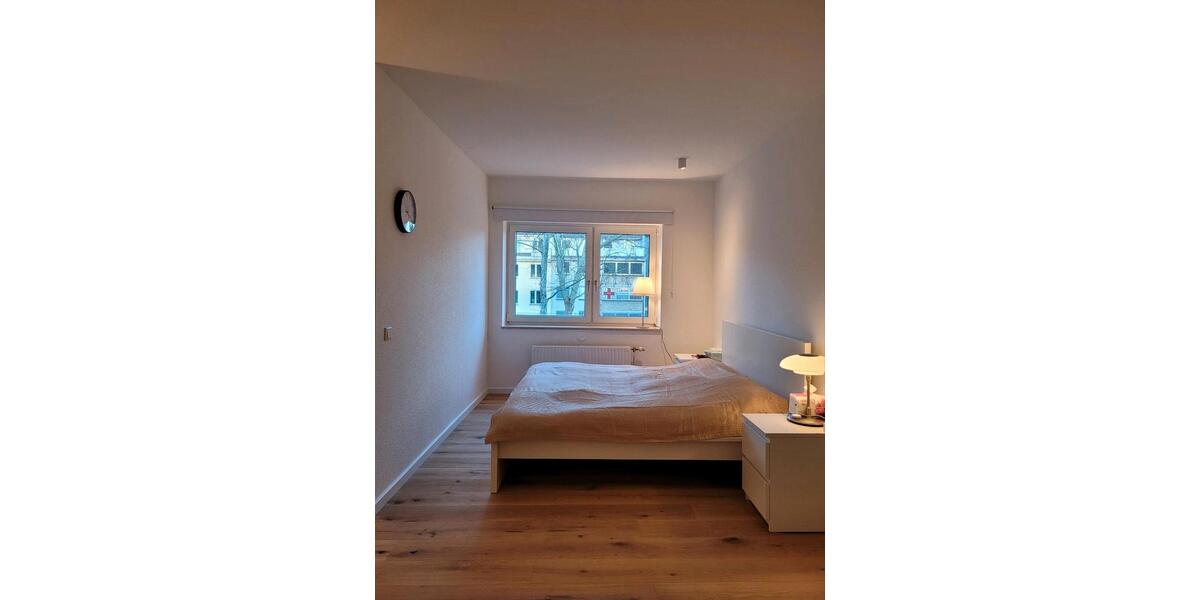 Etagenwohnung Düsseldorf Stadtbezirk 2 - 1 Zimmer, 39 m&sup2;, 180.000&euro; | Angebot:24730447
