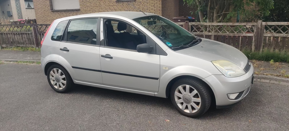 Ford Fiesta V 243.250 km 1.200 € Pulheim 50259