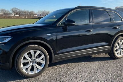 VW Touareg 55.500 km 44.100 &euro; Köln 50997