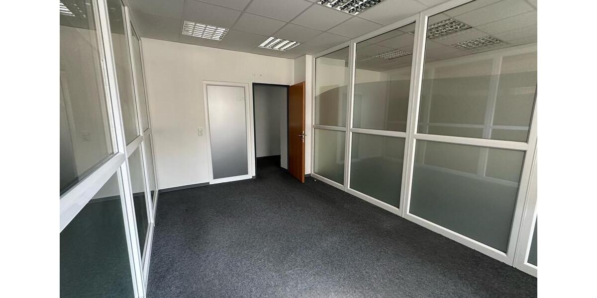 Gewerbeobjekt Halver - 2.250&euro; | Angebot:22260582