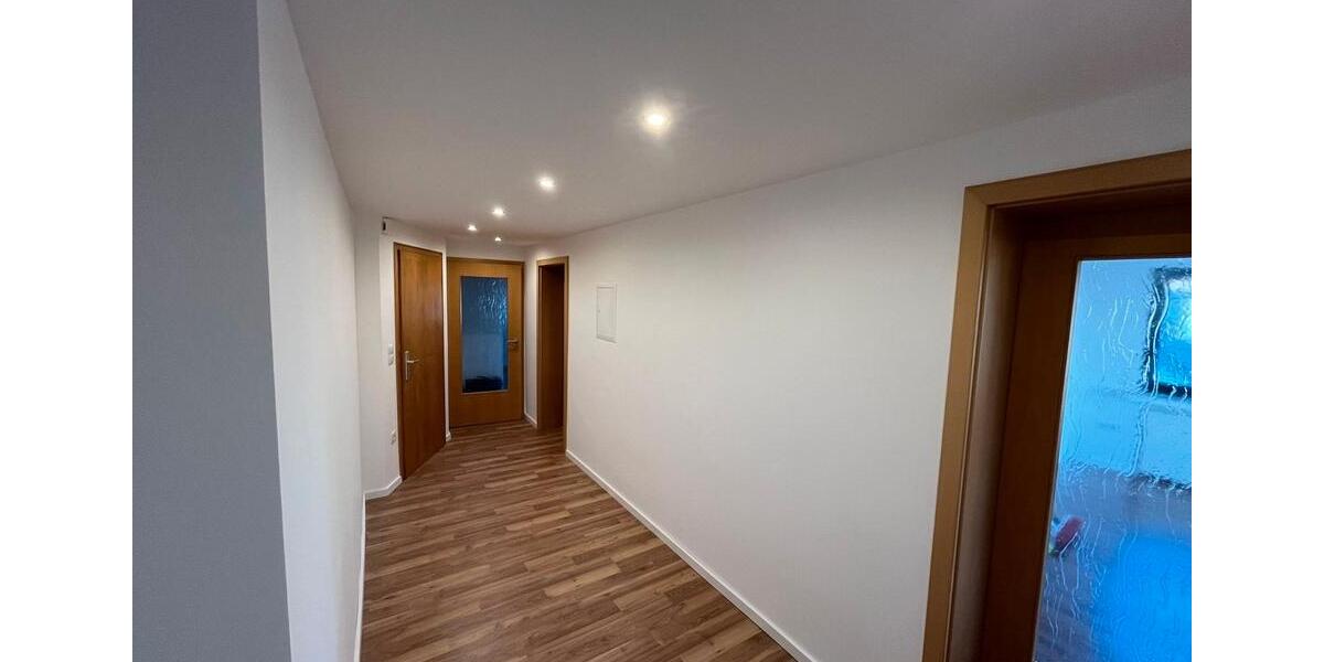 Dachgeschoßwohnung Bergisch Gladbach Paffrath - 2 Zimmer, 72 m&sup2;, 920&euro; | Angebot:27592531