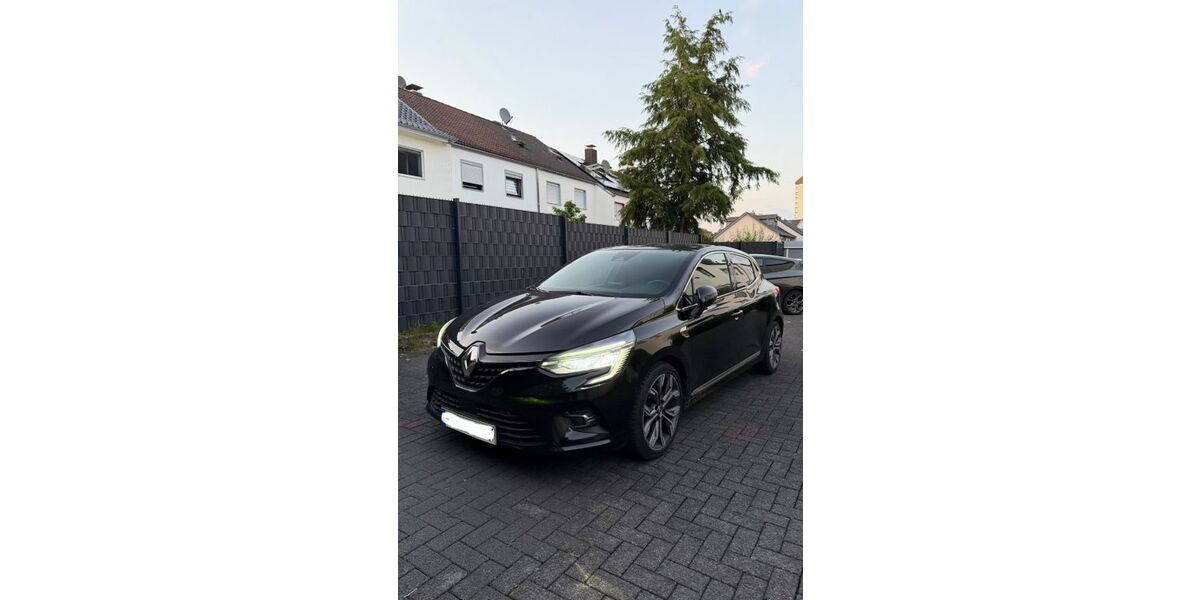 Renault Clio 68.000 km 11.900 &euro; Köln 51145