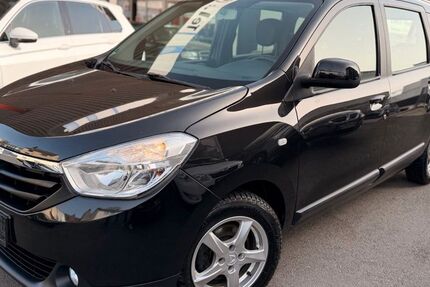 Dacia Lodgy 131.380 km 7.699 &euro; Remscheid 42853
