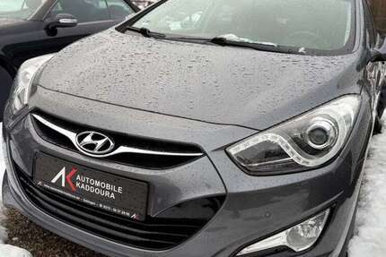 Hyundai i40 168.000 km 6.990 &euro; Solingen 42653