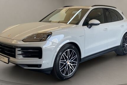 Porsche Cayenne 7.429 km 106.800 &euro; Köln 50823