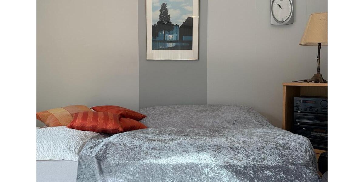 Erdgeschoßwohnung Leichlingen (Rheinland) - 2 Zimmer, 90 m&sup2;, 1.800&euro; | Angebot:24653747