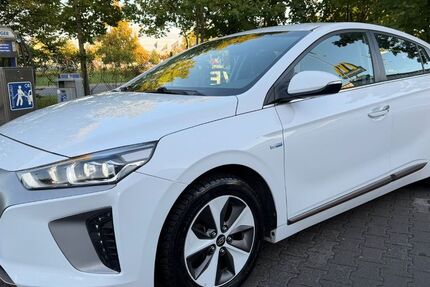 Hyundai IONIQ 75.000 km 13.950 &euro; Neuss 41470