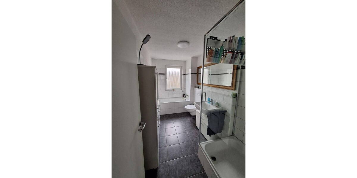 Reihenmittelhaus Düsseldorf Wittlaer - 5 Zimmer, 133 m&sup2;, 865.000&euro; | Angebot:26716078