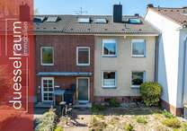 Haus zum Kaufen in Düsseldorf 590.000 € 153 m²