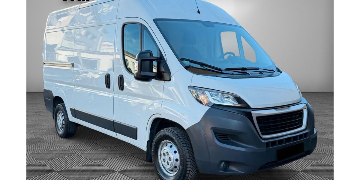 Peugeot Boxer 159.000 km 11.990 &euro; Köln 51067