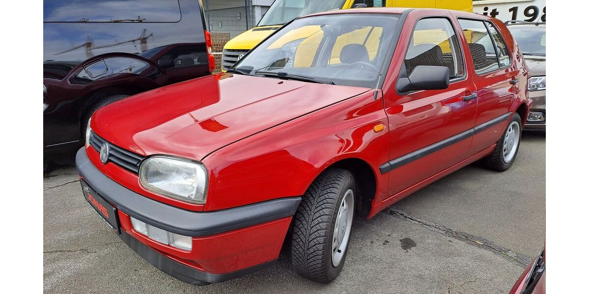 VW Golf 33.600 km 6.900 &euro; Sprockhövel 45549