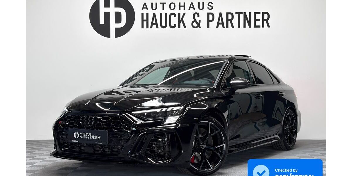 Audi RS3 16.000 km 55.990 &euro; Burscheid 51399