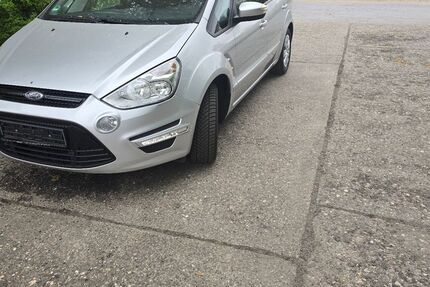 Ford S-Max 162.376 km 4.100 € Dormagen 41540