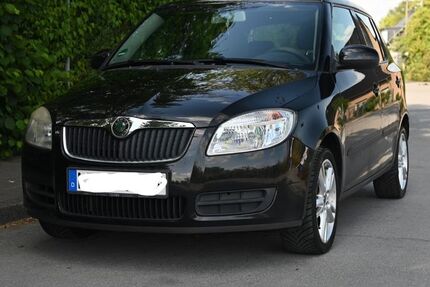 Skoda Fabia 139.000 km 2.200 &euro; Leverkusen 51379