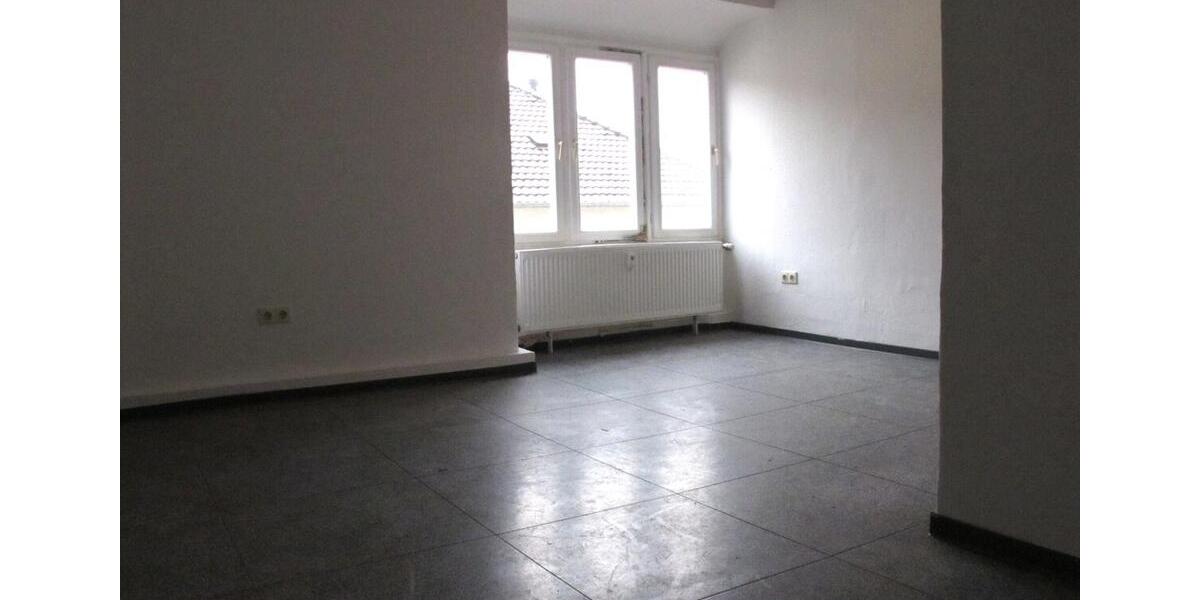 Dachgeschoßwohnung Leverkusen Opladen - 3 Zimmer, 80 m&sup2;, 900&euro; | Angebot:25920226