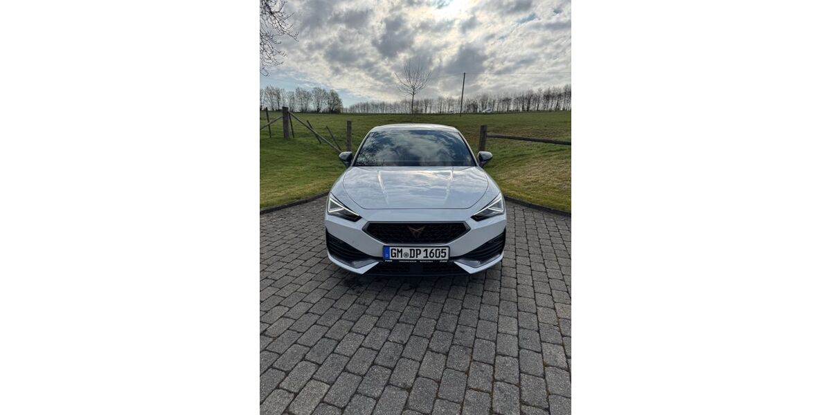 Cupra Leon 30.100 km 35.000 &euro; Lindlar 51789