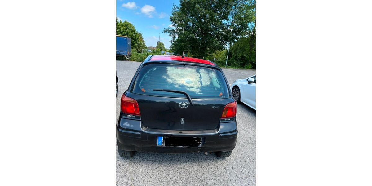 Toyota Yaris 218.970 km 850 &euro; Neuss 41462