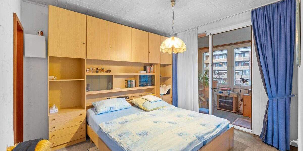 Etagenwohnung Düsseldorf Gerresheim - 4 Zimmer, 98 m&sup2;, 310.000&euro; | Angebot:25685672