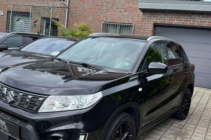 Suzuki Vitara 108.000 km 9.999 &euro; Solingen 42651