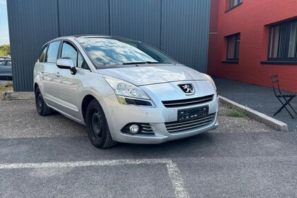Peugeot 5008 198.200 km 4.500 &euro; Neuss 41472
