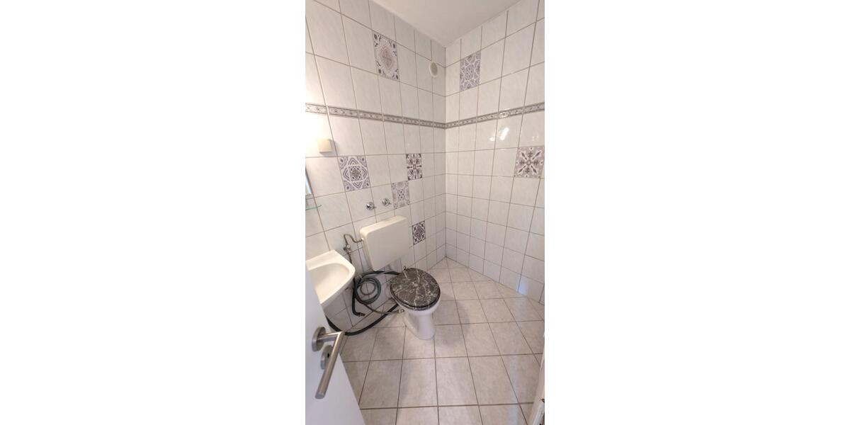 Etagenwohnung Ratingen Tiefenbroich - 2 Zimmer, 64 m&sup2;, 1.060&euro; | Angebot:26644888