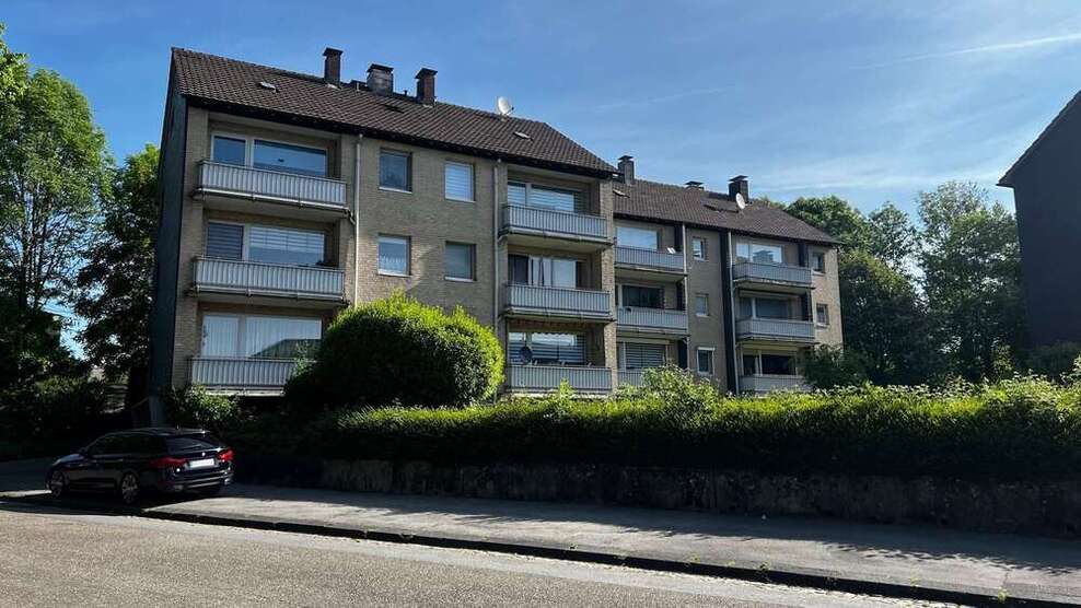 Wohnung zum Mieten in Solingen 665 € 77 m²