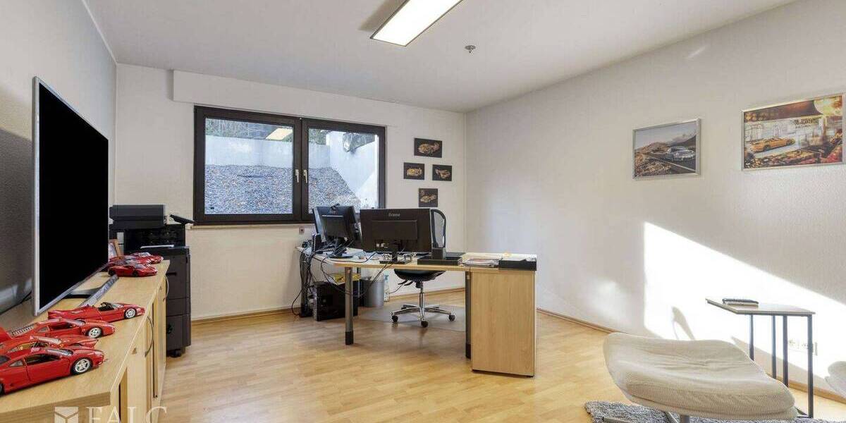 Einfamilienhaus Pulheim - 7 Zimmer, 351 m&sup2;, 1.199.000&euro; | Angebot:25996023