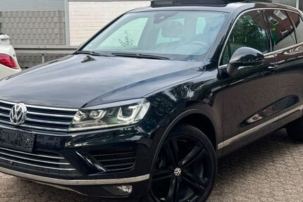 VW Touareg 150.000 km 21.400 &euro; Düsseldorf 40233