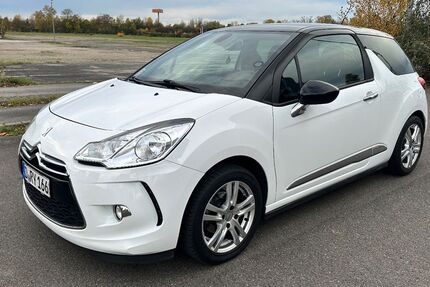 Citroen DS3 90.000 km 6.800 € Düsseldorf 40472