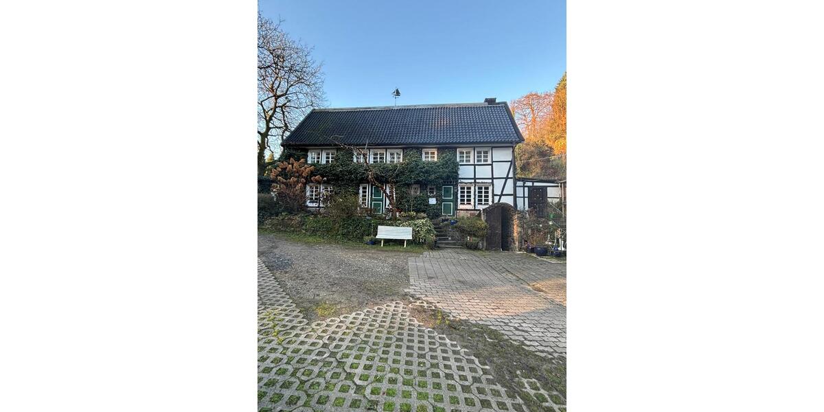 Maisonettenwohnung Solingen Aufderhöhe - 3.5 Zimmer, 60 m&sup2;, 1.250&euro; | Angebot:24599504