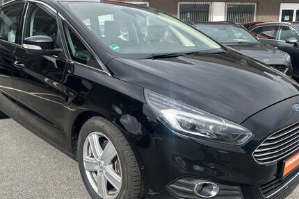 Ford S-Max 284.600 km 5.880 &euro; Düsseldorf 40549