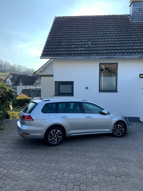 VW Golf 69.740 km 13.350 € Lindlar 51789