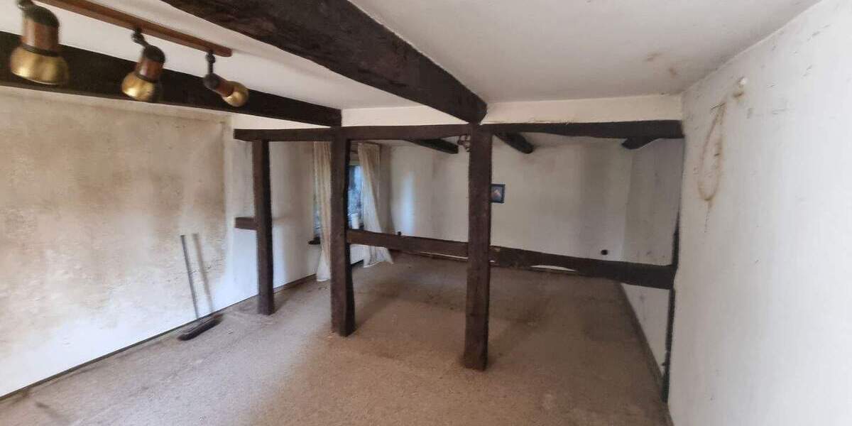 Einfamilienhaus Hattingen Niederwenigern - 8 Zimmer, 230 m&sup2;, 409.000&euro; | Angebot:23972873