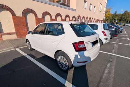 Skoda Fabia 77.700 km 7.700 &euro; Ratingen 40878
